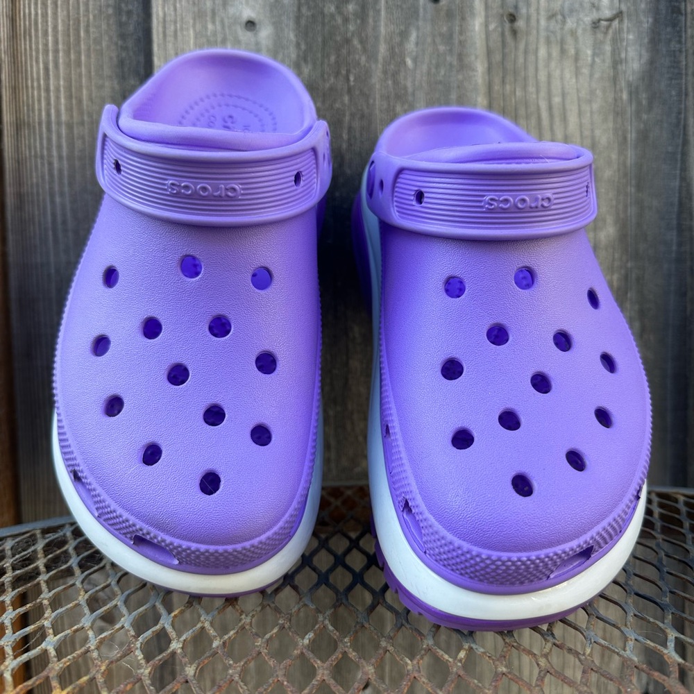 CROCS Mega Crush clogs shoes M 4 s W 6